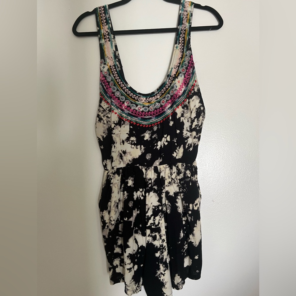 Billabong Shorts Romper - tie dye w/ embroidery- size L